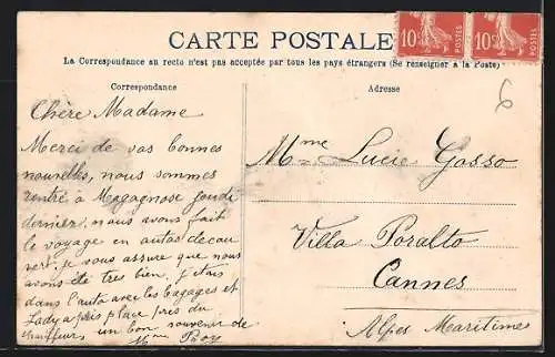 AK Magagnosc, L`église et arbre devant le bâtiment