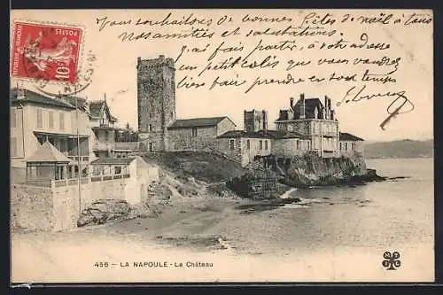 AK La Napoule, Le Château au bord de la mer