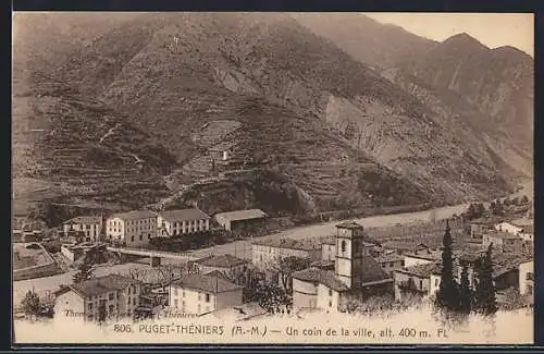 AK Puget-Théniers, Un coin de la ville, alt. 400 m