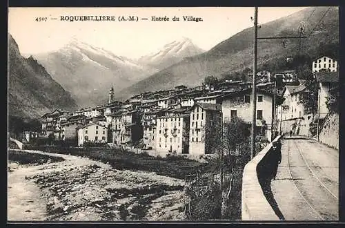 AK Roquebillière, Entrée du Village