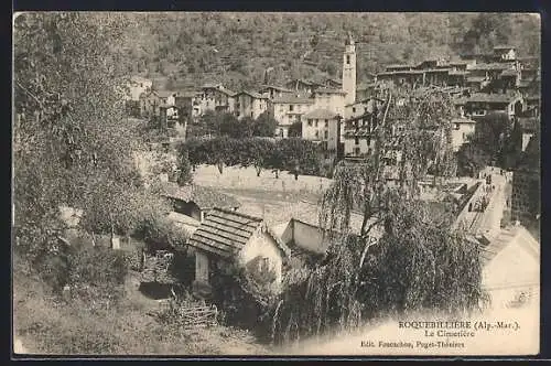 AK Roquebillière, Le Cimetière et vue sur le village en arrière-plan