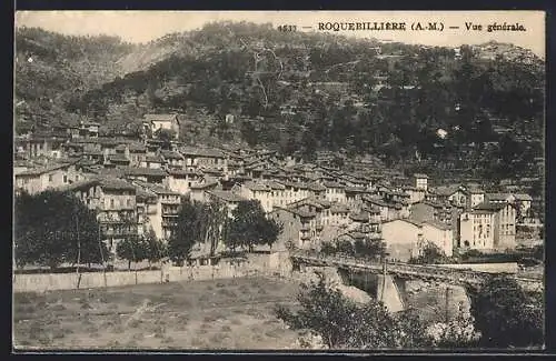 AK Roquebillière, Vue générale du village et des collines environnantes