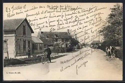 AK Pouan, L`entrée du village avec cycliste et enfants jouant