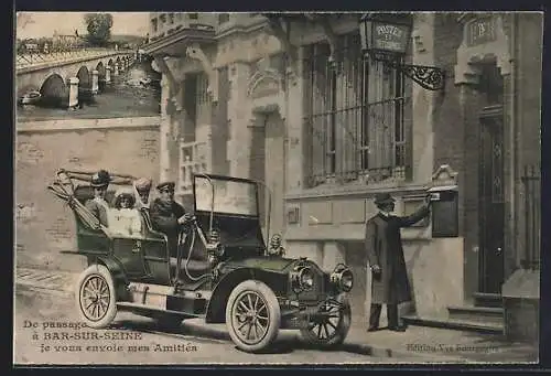 AK Bar-sur-Seine, Automobil vor der Post mit Passanten und Brücke im Hintergrund