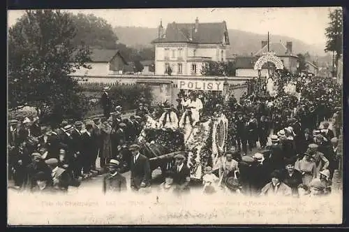 AK Bar-sur-Seine, Fête du Champagne avec défilé de chars fleuris et foule en fête