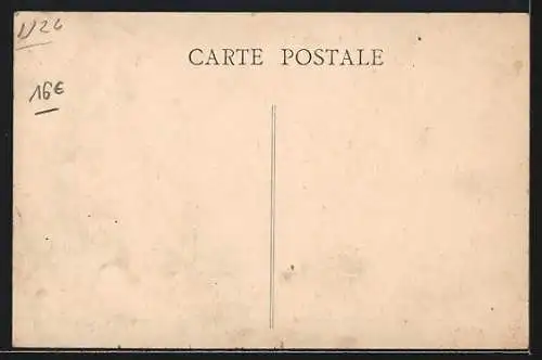 AK Polisy, Grande Rue animée avec commerces et passants