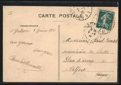 AK St-Julien, École communale de filles et groupe d`élèves devant l`école