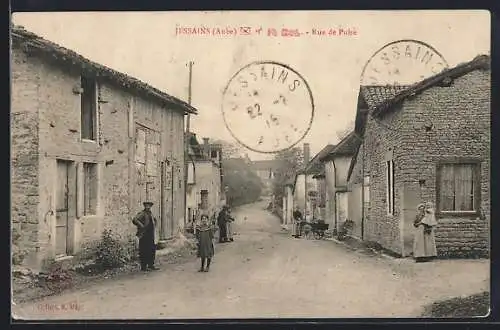 AK Jessains, Rue de Poêle avec habitants et maisons en pierre