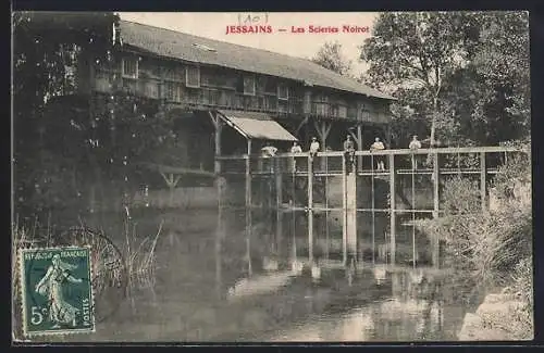 AK Jessains, Les Scieries Noirot et le pont sur la rivière