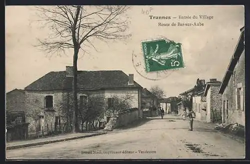 AK Trannes, Entrée du village sur la route de Bar-sur-Aube