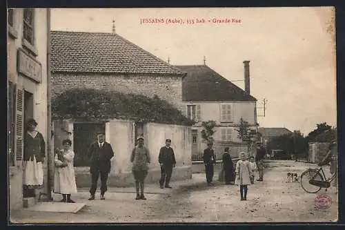 AK Jessains, Grande Rue animée avec habitants et bicyclette