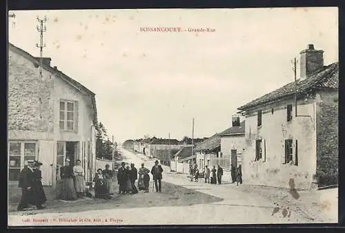 AK Bossancourt, Grande-Rue animée avec passants et bâtiments anciens