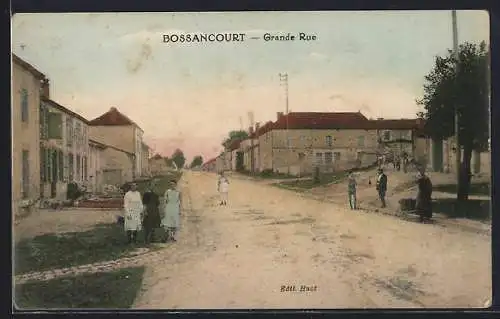 AK Bossancourt, Grande Rue animée avec habitants