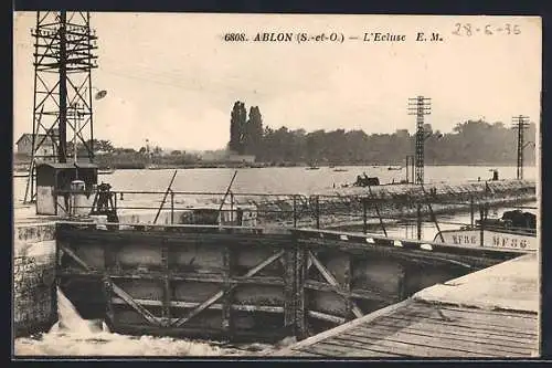 AK Ablon, l`écluse sur la Seine avec vue sur le paysage fluvial