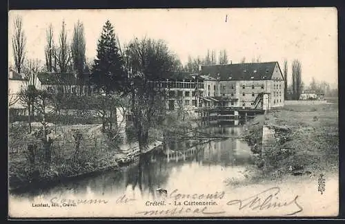 AK Créteil, La Cartonnerie au bord de la rivière