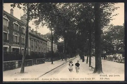 AK Choisy-le-Roi, Avenue de Paris, Maison des Pages sous Louis XV