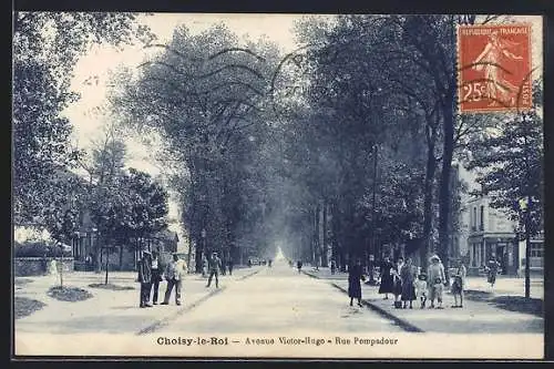 AK Choisy-le-Roi, Avenue Victor-Hugo et Rue Pompadour animées