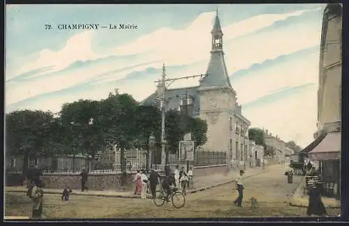 AK Champigny, La Mairie et la rue animée au coin