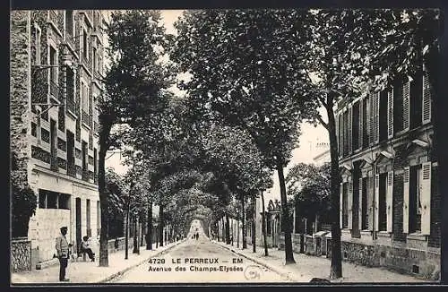 AK Le Perreux, Avenue des Champs-Élysées bordée d`arbres et de bâtiments élégants
