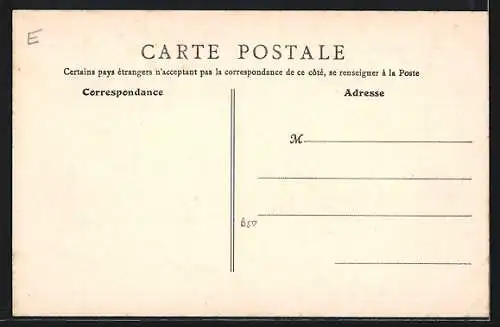 AK Saint-Mandé, Avenue Gambetta avec passants et calèche