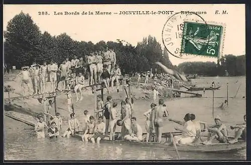 AK Joinville-le-Pont, Les Bords de la Marne, Baigneurs