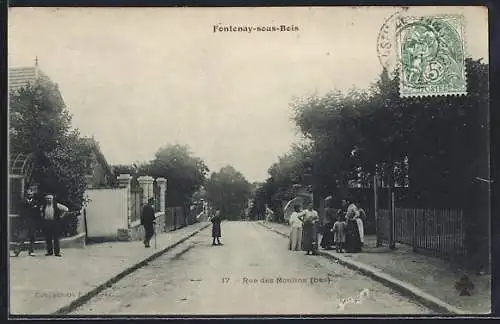 AK Fontenay-sous-Bois, Rue des Moulins avec habitants en promenade