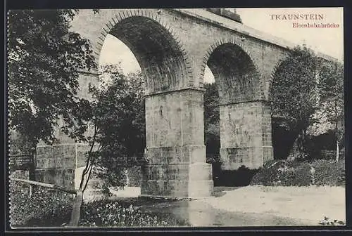 AK Traunstein, Partie unter der Eisenbahnbrücke