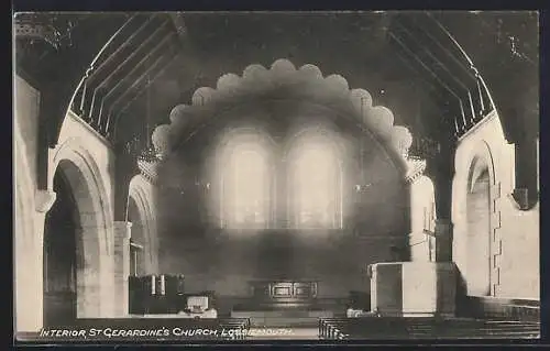 AK Lossiemouth, St. Gerardine`s Church, Interior