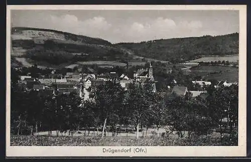 AK Drügendorf, Ortsansicht mit Kirche und Umgebung