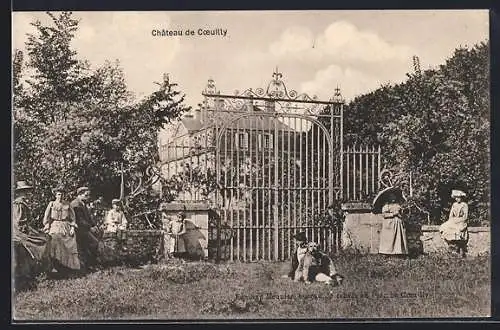 AK Coeuilly, Entrée du Château avec visiteurs élégants