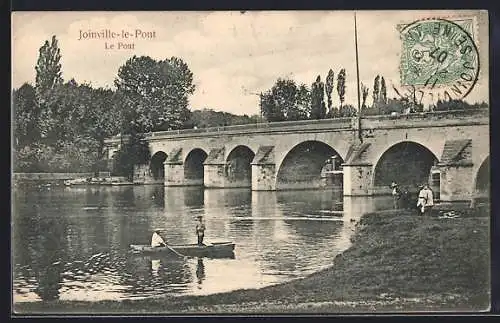 AK Joinville-le-Pont, Le Pont avec barque sur la rivière