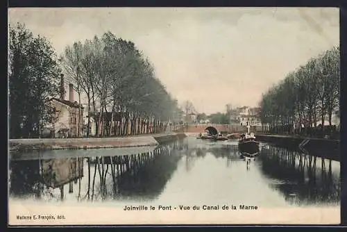 AK Joinville-le-Pont, Vue du Canal de la Marne avec péniches et arbres alignés