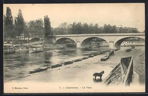 AK Charenton, Le Pont et la rivière avec péniche et âne sur la berge