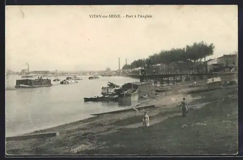 AK Vitry-sur-Seine, Port à l`Anglais avec barges sur la rivière Seine