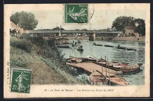 AK Bry-sur-Marne, La Marne au Pont de Bry avec barques et pont au fond