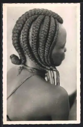 AK Fort-Lamy, Type de Femme