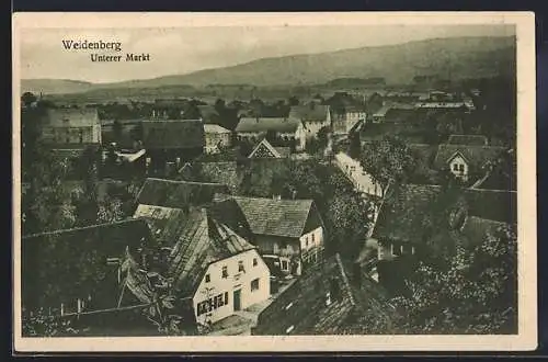 AK Weidenberg / Fichtelgebirge, Unterer Markt mit Sicht über den Ort