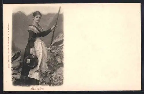 AK Gasteinerin in Tracht mit Wanderstock