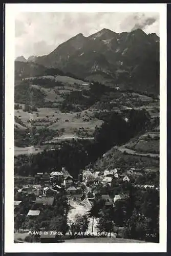 AK Pians, Ortsansicht am Bach mit Blick zur Parseierspitze