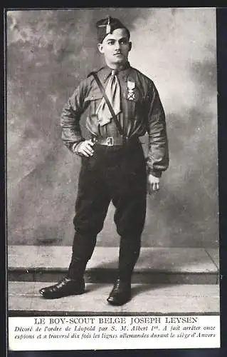AK Le Boy-Scout Belge Joseph Leysen, Pfadfinder mit Orden