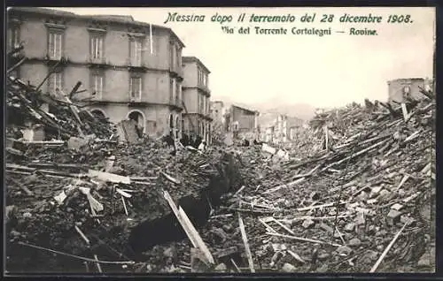 AK Messina, Messina dopo il terremoto 1908, Via del Torrente Cortalegni, Rovine