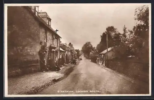 AK Strathyre, Looking South