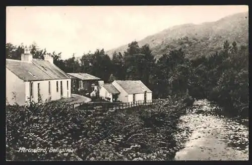 AK Heronsforsd /Ballantrae, Houses close to a stream