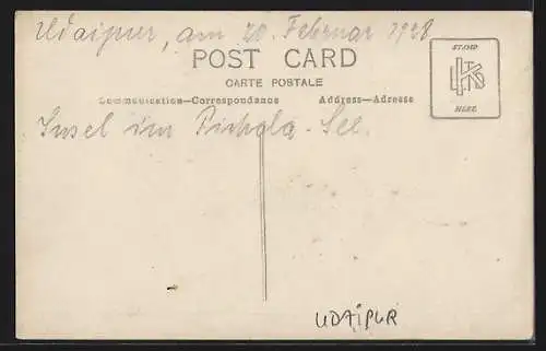 Foto-AK Udaipur, Uferpartie mit Booten