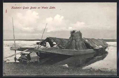 AK Woela Lake, Kashmiri Grain Boats