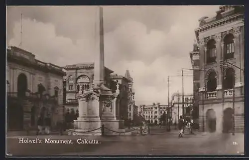 AK Calcutta, Holwel`s monument with pedestrians