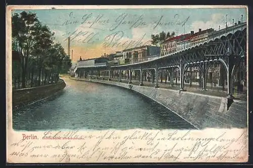 AK Berlin-Kreuzberg, Hochbahnhof Möckernstrasse vom Wasser aus