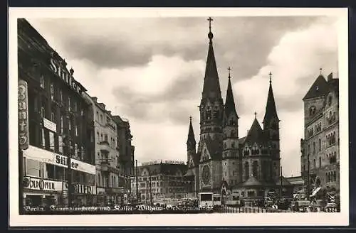 AK Berlin-Charlottenburg, Tauentzienstrasse mit Geschäften und Kaiser-Wilhelm-Gedächtniskirche, Strassenbahn