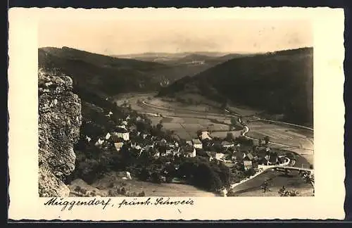 AK Muggendorf / fränk. Schweiz, Blick vom Fels auf die Ortschaft