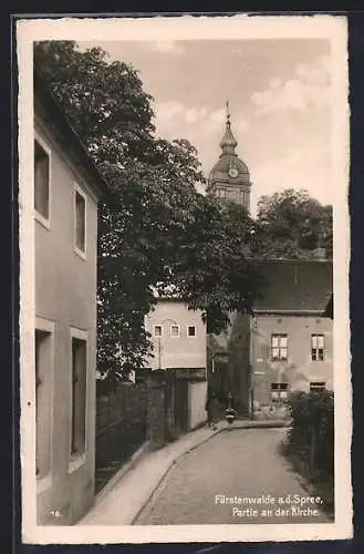 AK Fürstenwalde a. d. Spree, Partie an der Kirche